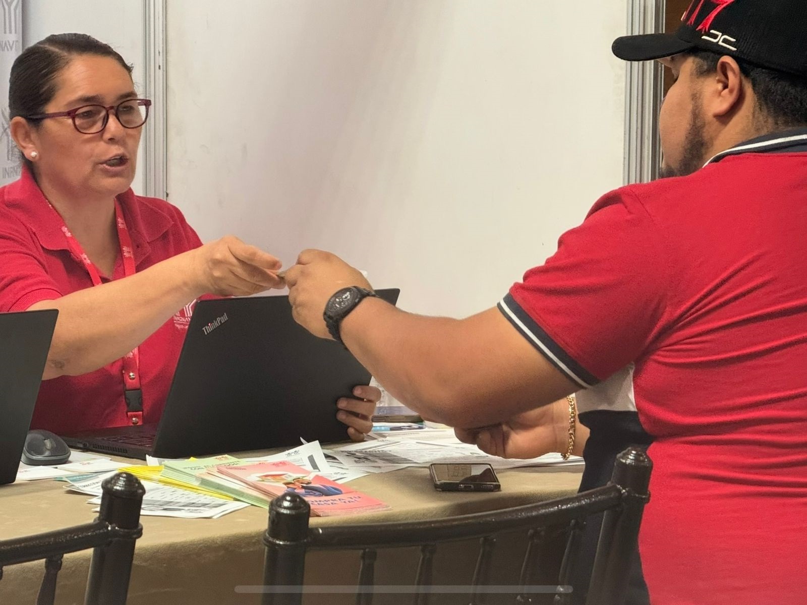 INFONAVIT construirá viviendas en beneficio de familias de menores ingresos