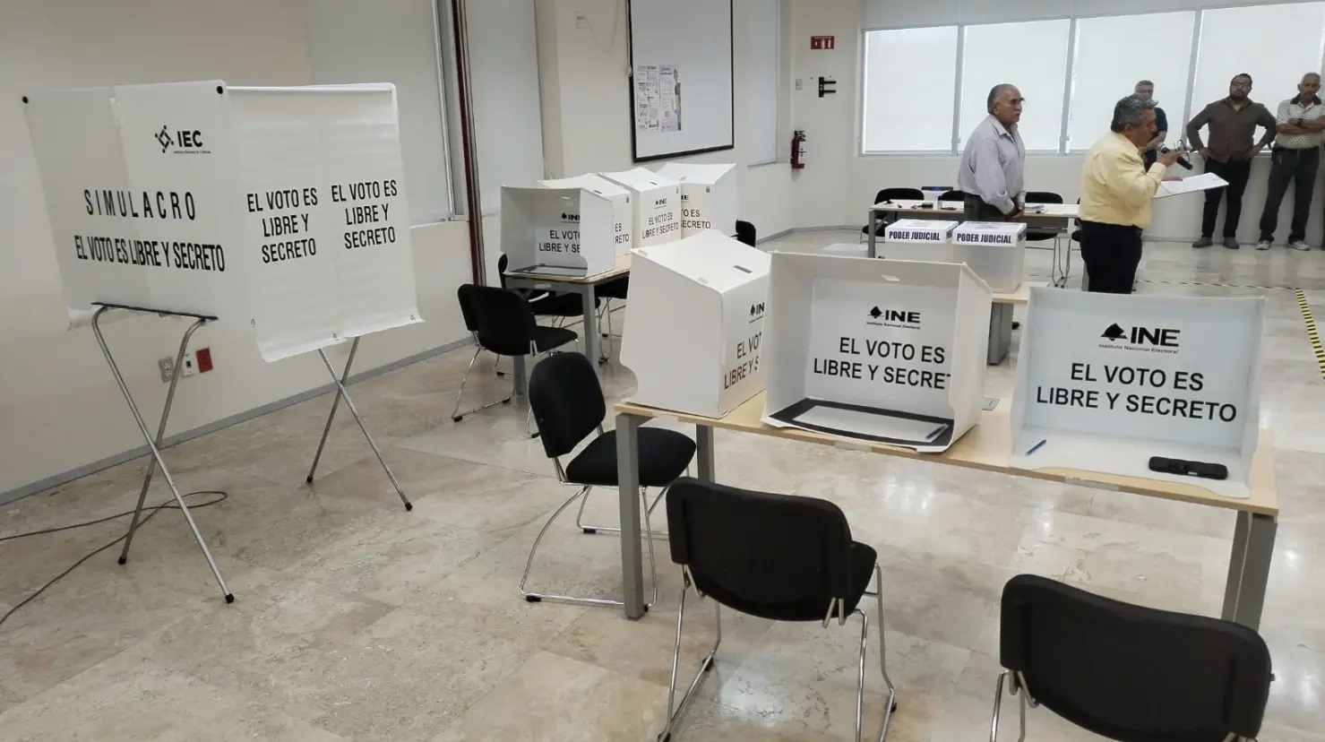 Baja participación marca el inicio de la elección de jueces y magistrados del Poder Judicial