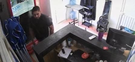 MUJER DENUNCIA VIOLENCIA, ACOSO Y DESPOJO POR SU EXPAREJA EX AGENTE DE LA POLICÍA MINISTERIAL