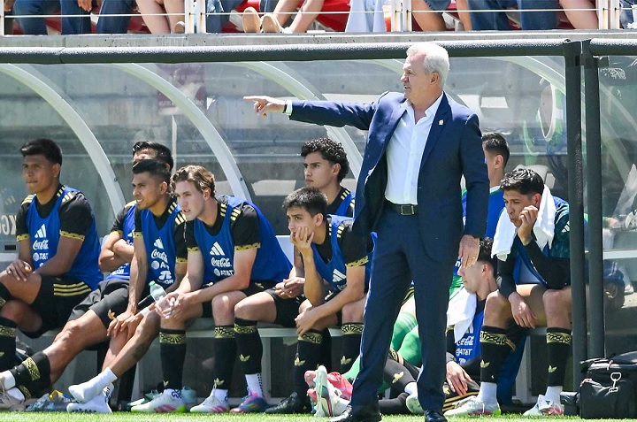 Jugadores del Tri, en la mira tras un desastre defensivo ante Suiza