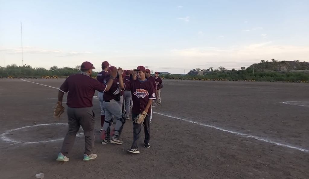 Los Profes dominan a “Blue Jays”