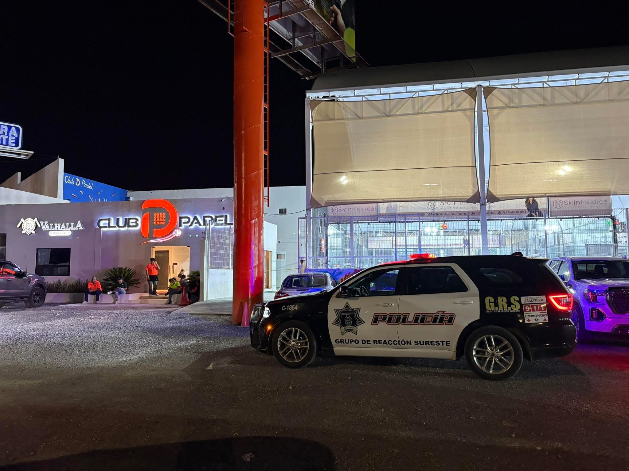 Fallece adulto mayor en canchas de pádel en Saltillo; presunto infarto