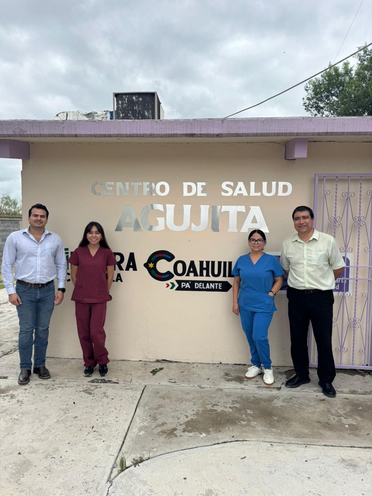 Recorre SS centros de salud en la Carbonífera.