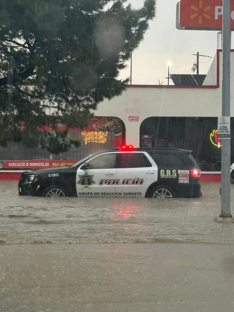 LLUVIAS INUNDAN SALTILLO; REPORTAN SALDO BLANCO