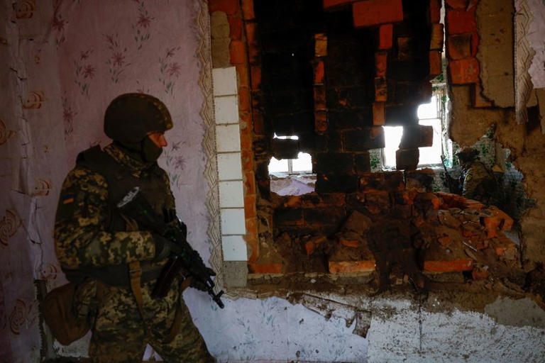 El ejército ruso toma el primer pueblo de la región de Dnipropetrovsk, según medios estatales