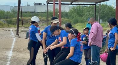 LENIS 40-020725-SOFTBOL-3