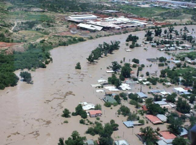 Huracán Alex quince años de una huella imborrable para damnificados de la colonia Rovirosa
