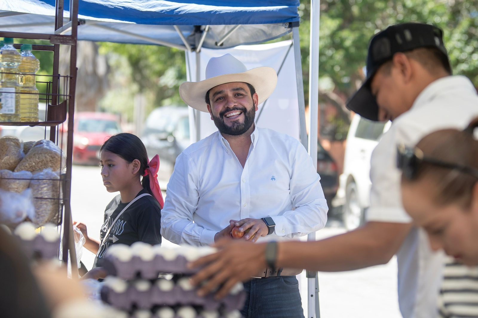 Amplía el diputado Alberto Hurtado el Mercadito sobre Ruedas; visitará colonias de Saltillo dos veces por semana