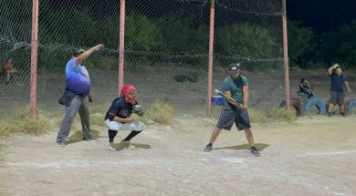 LENIS 20-010925-EAGLES-3
