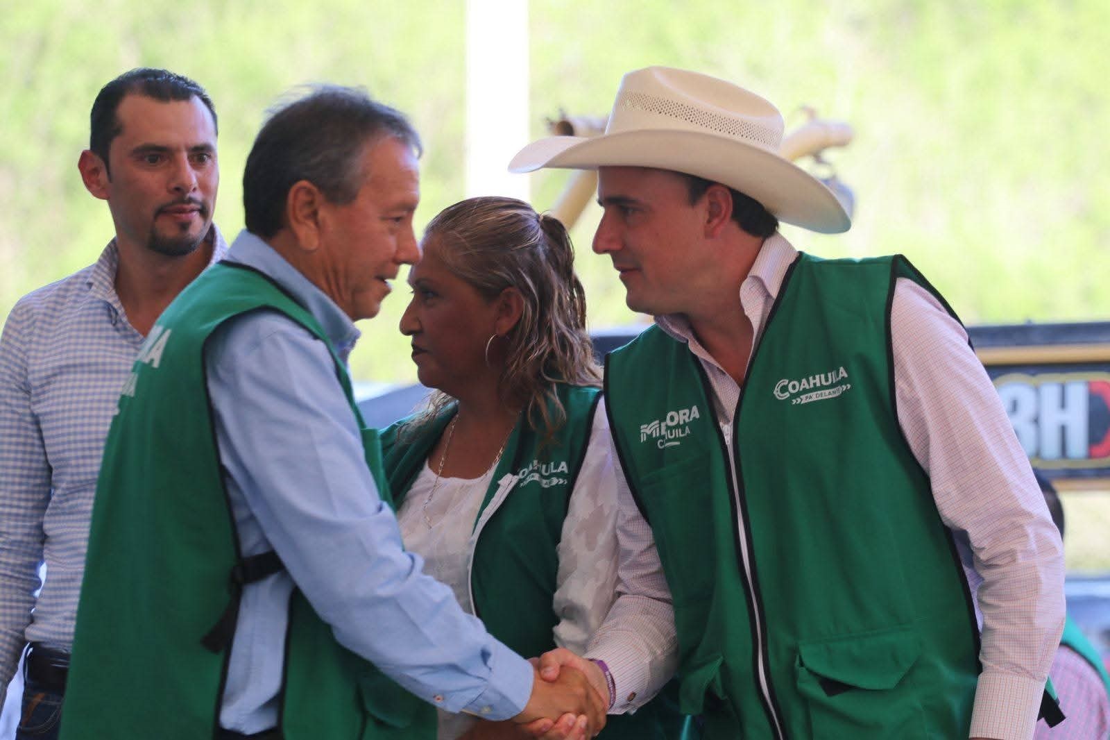 Consolidan Manolo Jiménez y Óscar Ríos agenda de desarrollo para San Juan de Sabinas