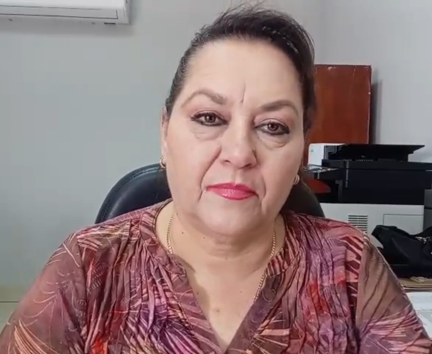 Madres de familia tienen la responsabilidad de cuidar a sus hijos más si son menores