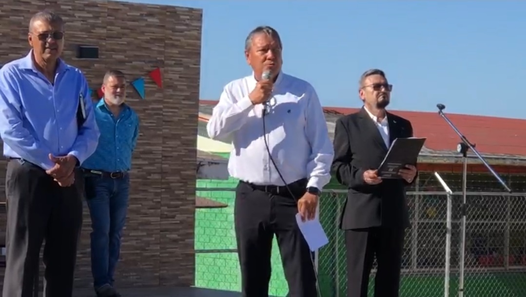 Anuncian techumbre para primaria Morelos y Pavón y jardín de niños en Nueva Rosita