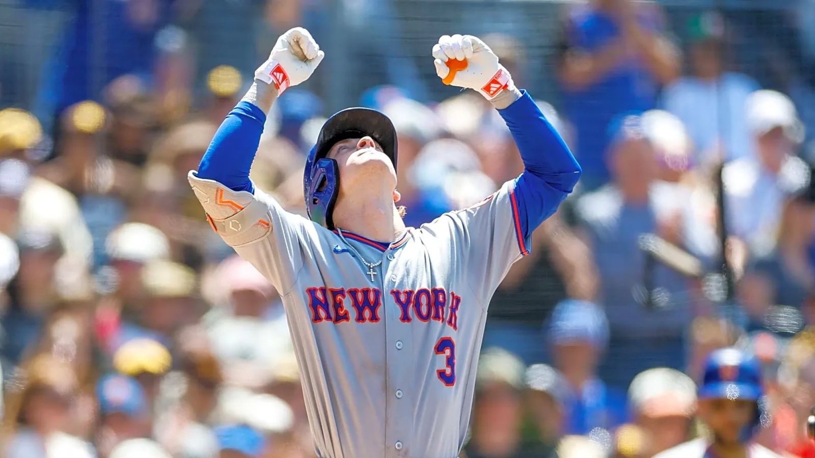 Carson Benge se roba el show con juego histórico en San Diego