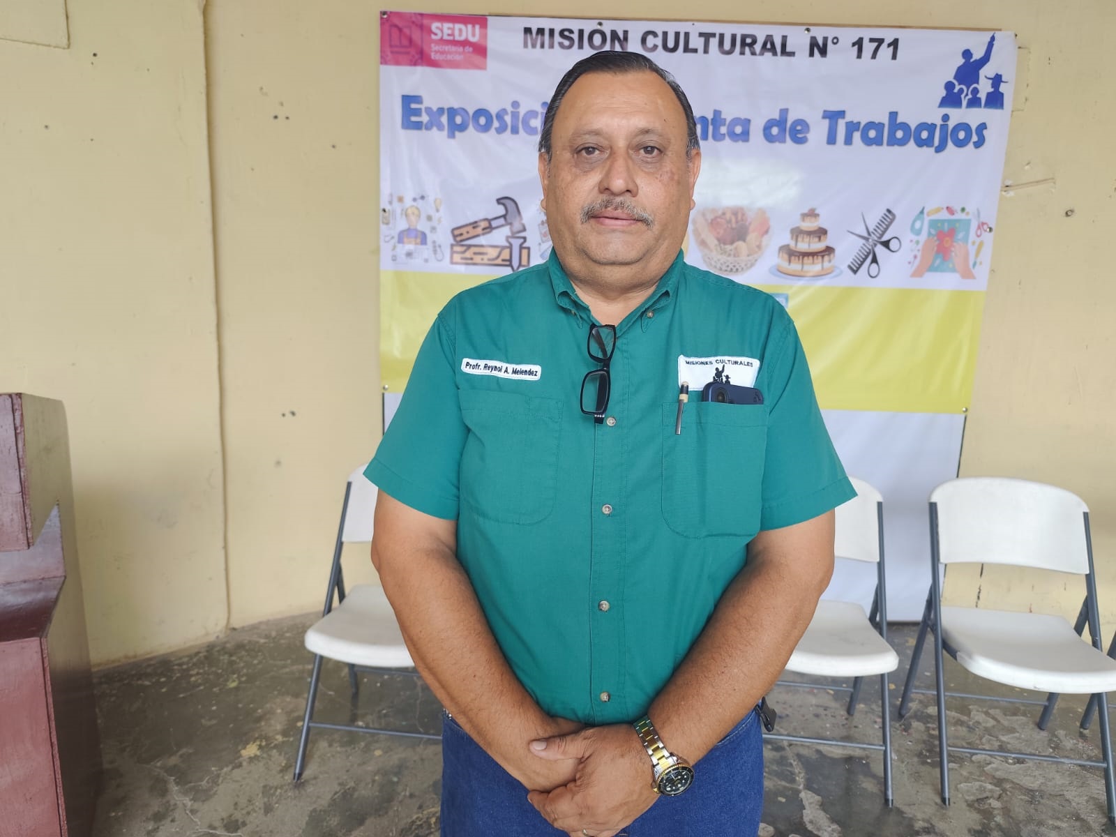 Exposición y venta de trabajos en Misiones Culturales 171