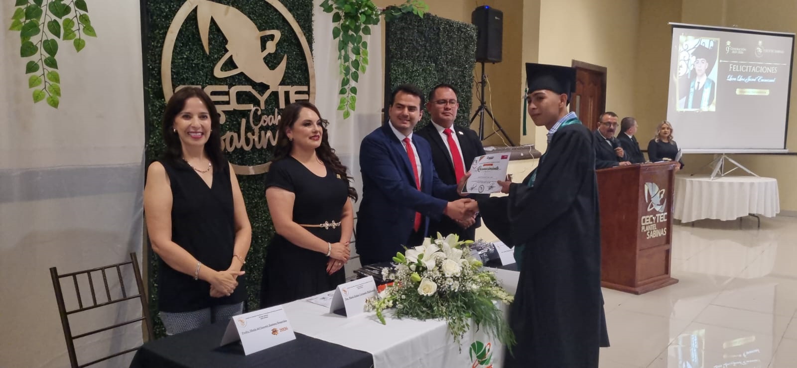 Novena Generación CECYTEC: Logros, Esfuerzo y Éxito