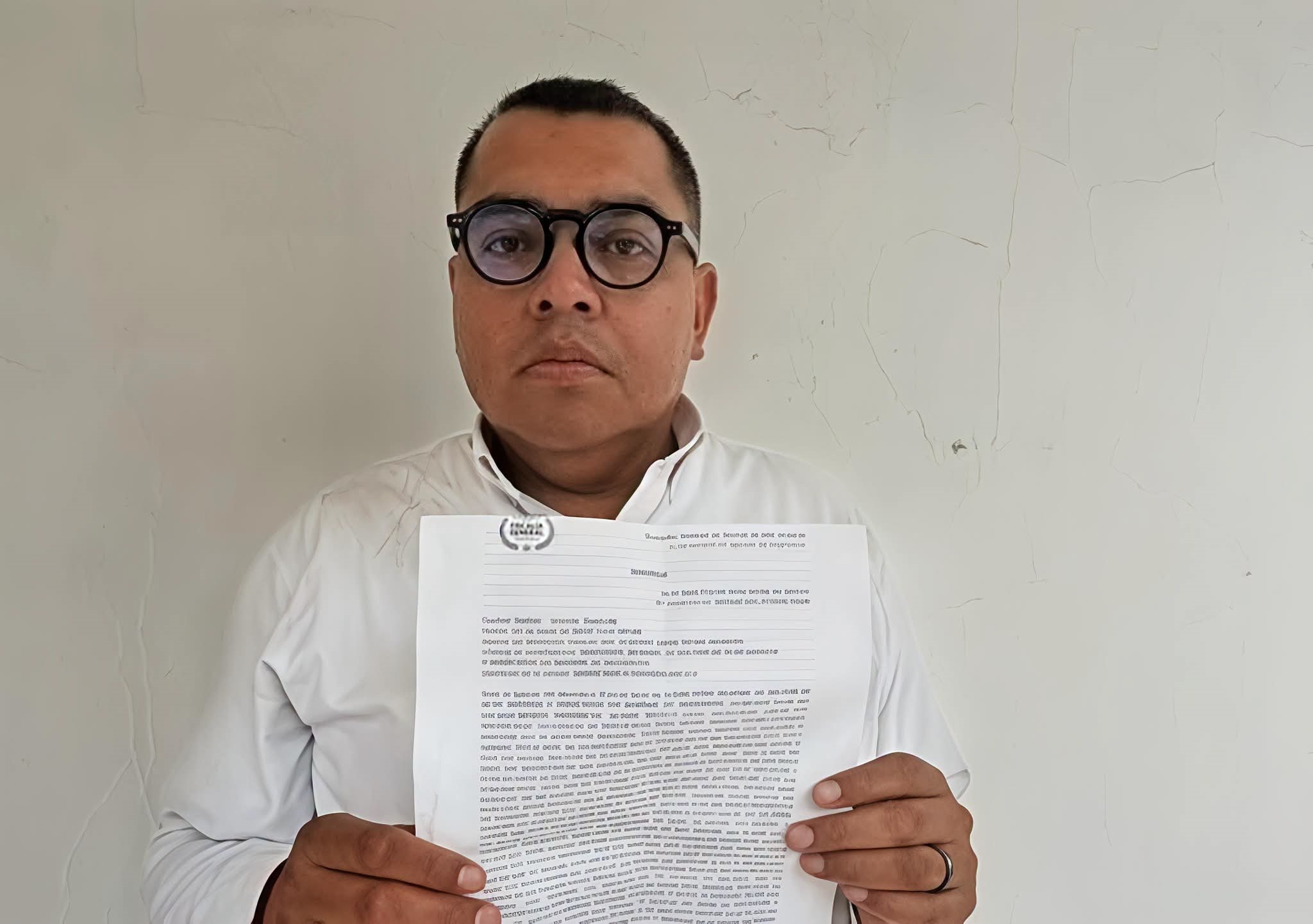 Denuncia periodista amenazas y exige garantías de seguridad para su familia