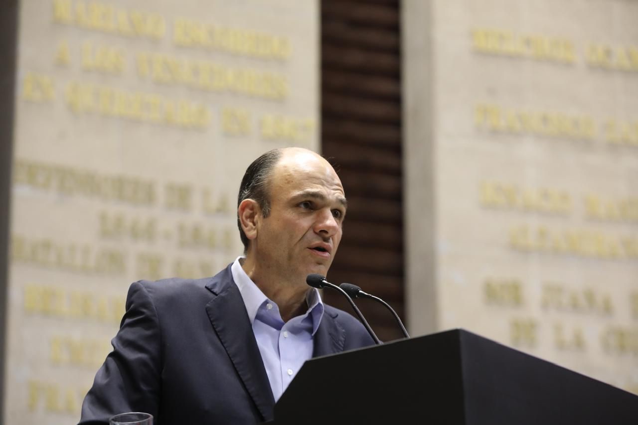 Propone Jericó Abramo paraderos seguros para transportistas en carreteras del país