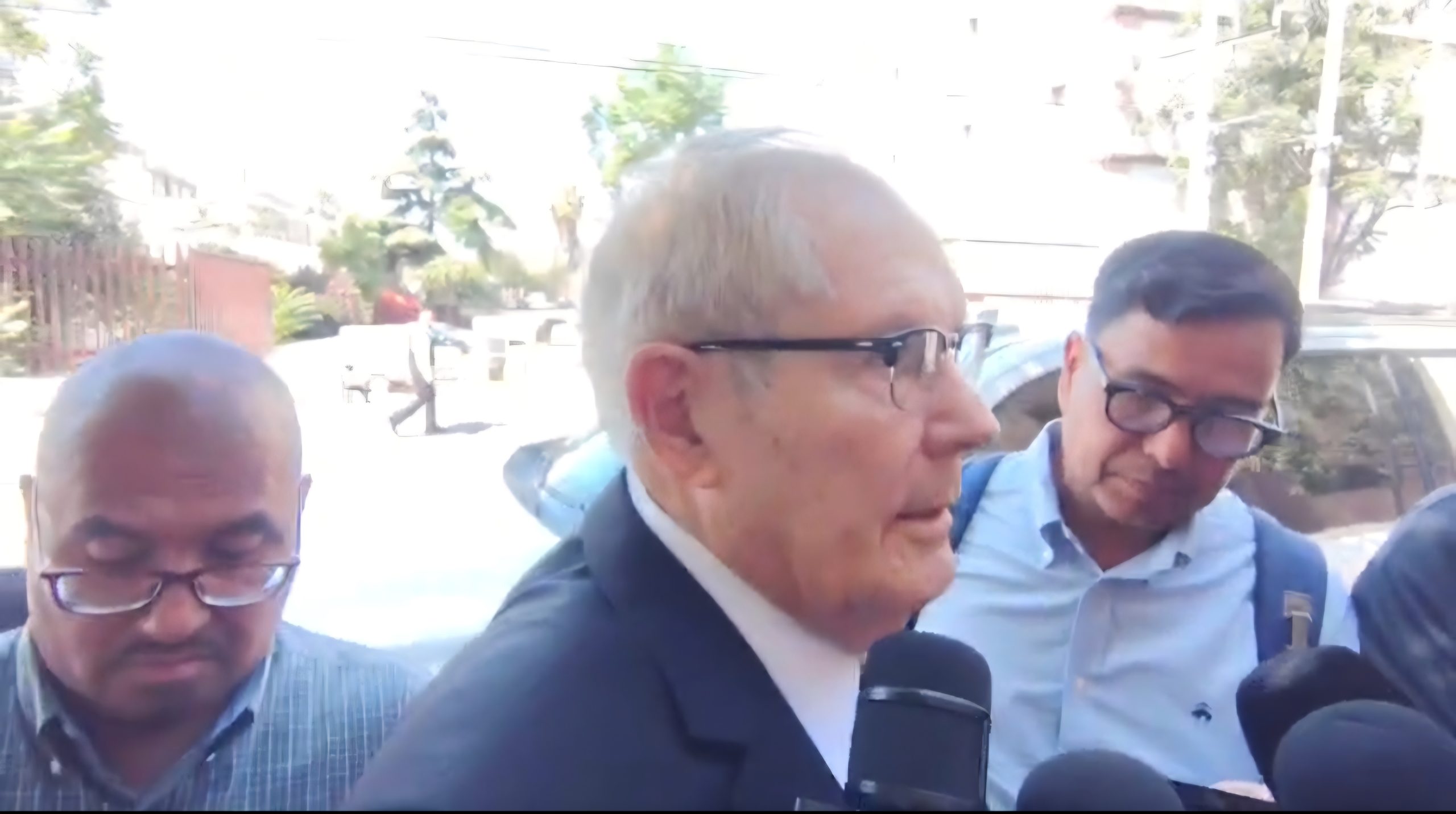 Carlos Robles pide respeto institucional y prudencia ante acusaciones políticas