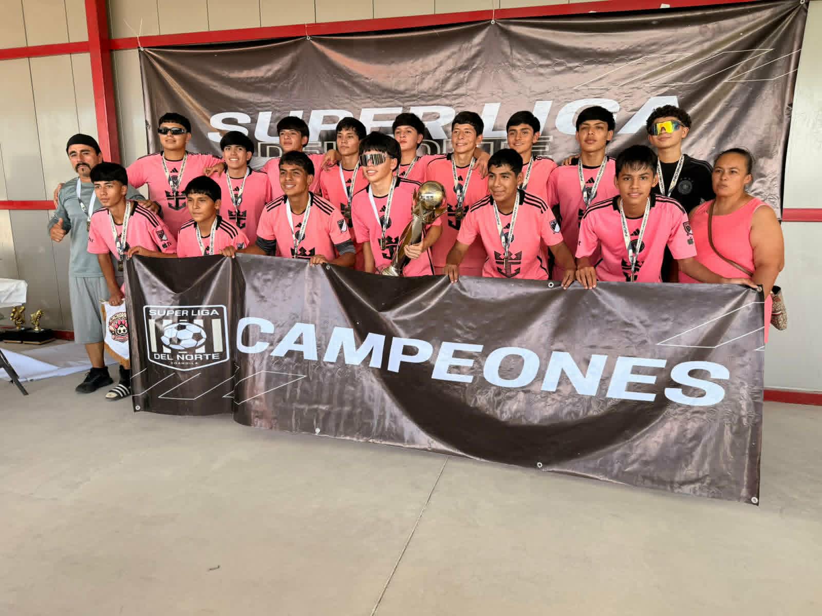 Cachorros de Sabinas conquistan el título