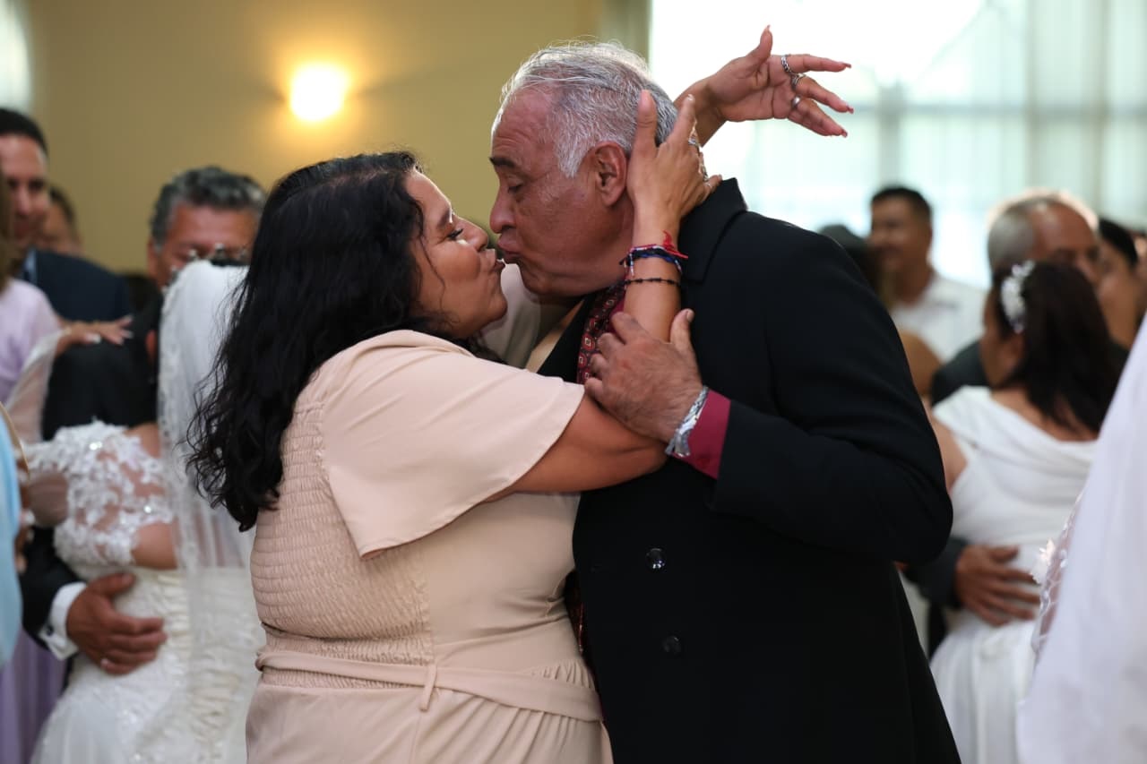 51 parejas dieron el sí en las Bodas Comunitarias 2026 de DIF Saltillo