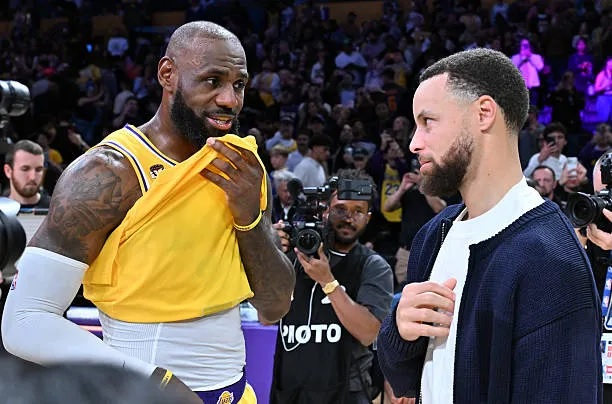 ¡Warriors prepara ofensiva para unir a LeBron James y Stephen Curry!