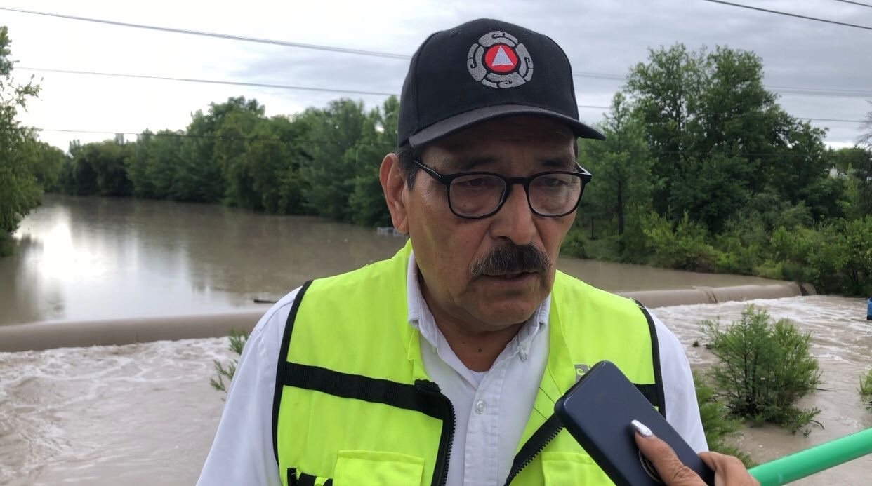 Protección Civil descarta riesgos para la población tras incremento del nivel del río en los Sabinitos
